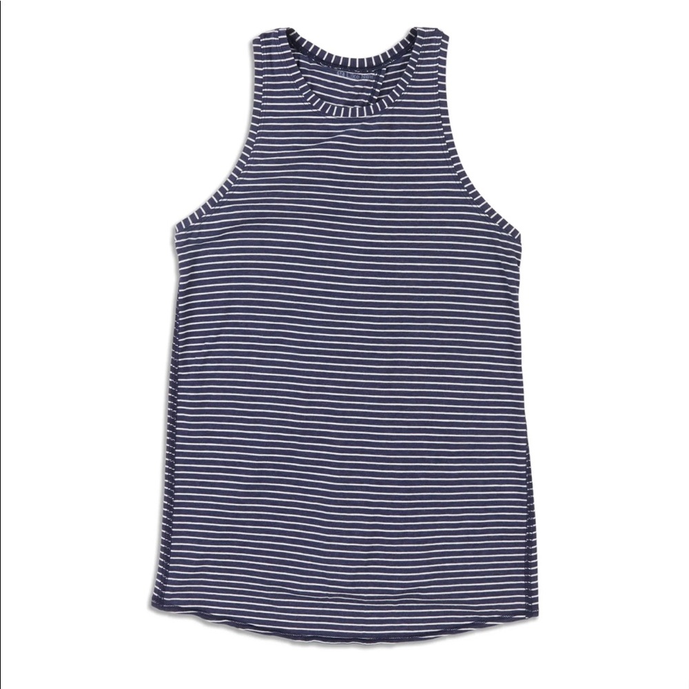 Lululemon all tied up rank, black and white striped, size 4, good condition